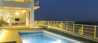 amã Stays & Trails The Vintage Halton, Trivandrum