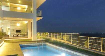 amã Stays & Trails The Vintage Halton, Trivandrum