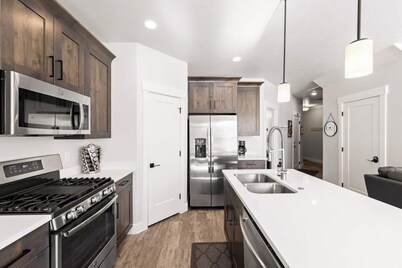 Southern Utah charm. Close to St George and National Parks