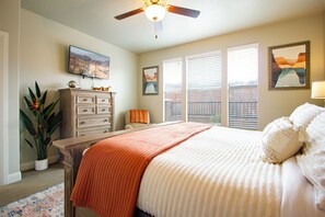 4 Schlafzimmer, Bügeleisen/Bügelbrett, Reisekinderbett, kostenloses WLAN