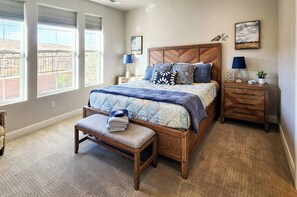 5 chambres, bureau, lit parapluie, Wi-Fi gratuit