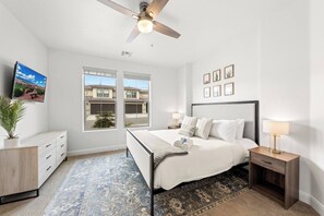 3 bedrooms, travel cot, free WiFi, bed sheets - Southern Utah charm. Close to St George and National Parks (Washington)