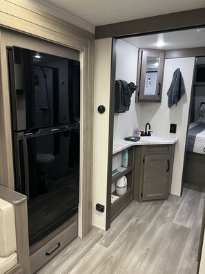 2 bedrooms, WiFi, bed sheets - Mountain Top XPLOR (Sevierville)