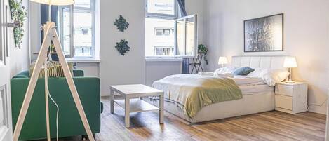 2 室のベッドルーム、アイロン / アイロン台、WiFi、ベッドシーツ