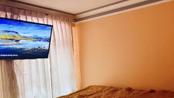Deluxe Single Room | Iron/ironing board
