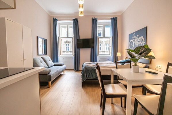 Smart TV - Cozy & Stylish 1-BR Studio Retreat-Perfect Getaway (Vienna)