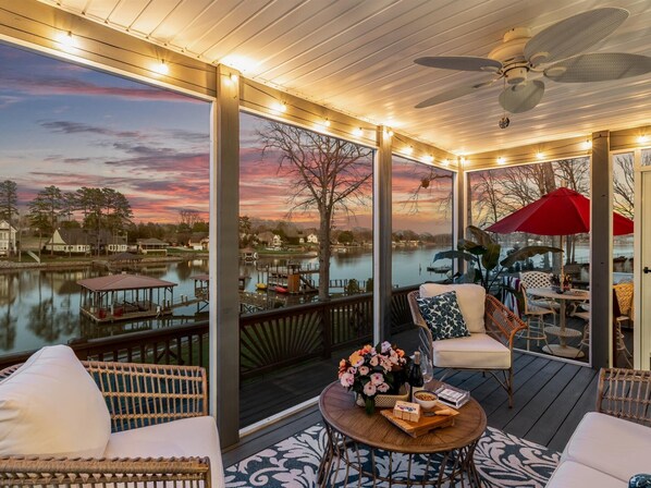 Terrace/patio - Charming 3 BR, Lakefront House on Lake Norman with Dock and Pier Bar (Sherrills Ford)