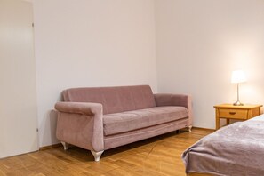 Smart TV - Pleasing 2BR Apt.-Perfect for Longstays (Vienna)