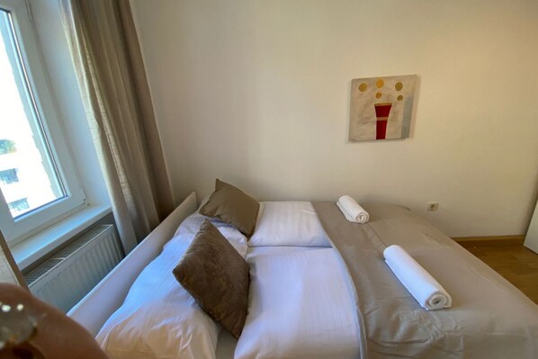 2 dormitoris, wifi i roba de llit