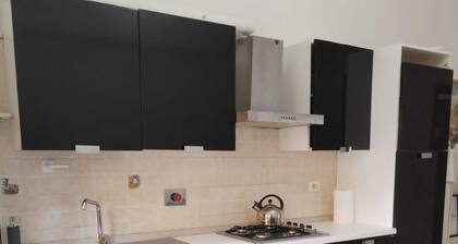 Appartment for small family with king bed, in Rome city, near metro station