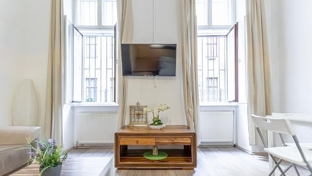 Unclassified image, 1 of 34, button - Chic Apartment Suitable for Longstays in Lockdown (Vienna)