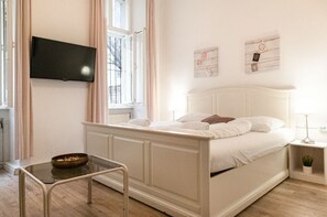 1 Schlafzimmer, Bügeleisen/Bügelbrett, WLAN, Bettwäsche