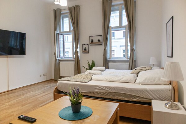 2 chambres, fer et planche à repasser, Wi-Fi, literie fournie