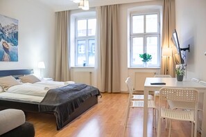 2 bedrooms, iron/ironing board, WiFi, bed sheets