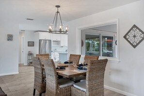 Hus, flere senger, spabadekar (SNC1231) | Spiseområde