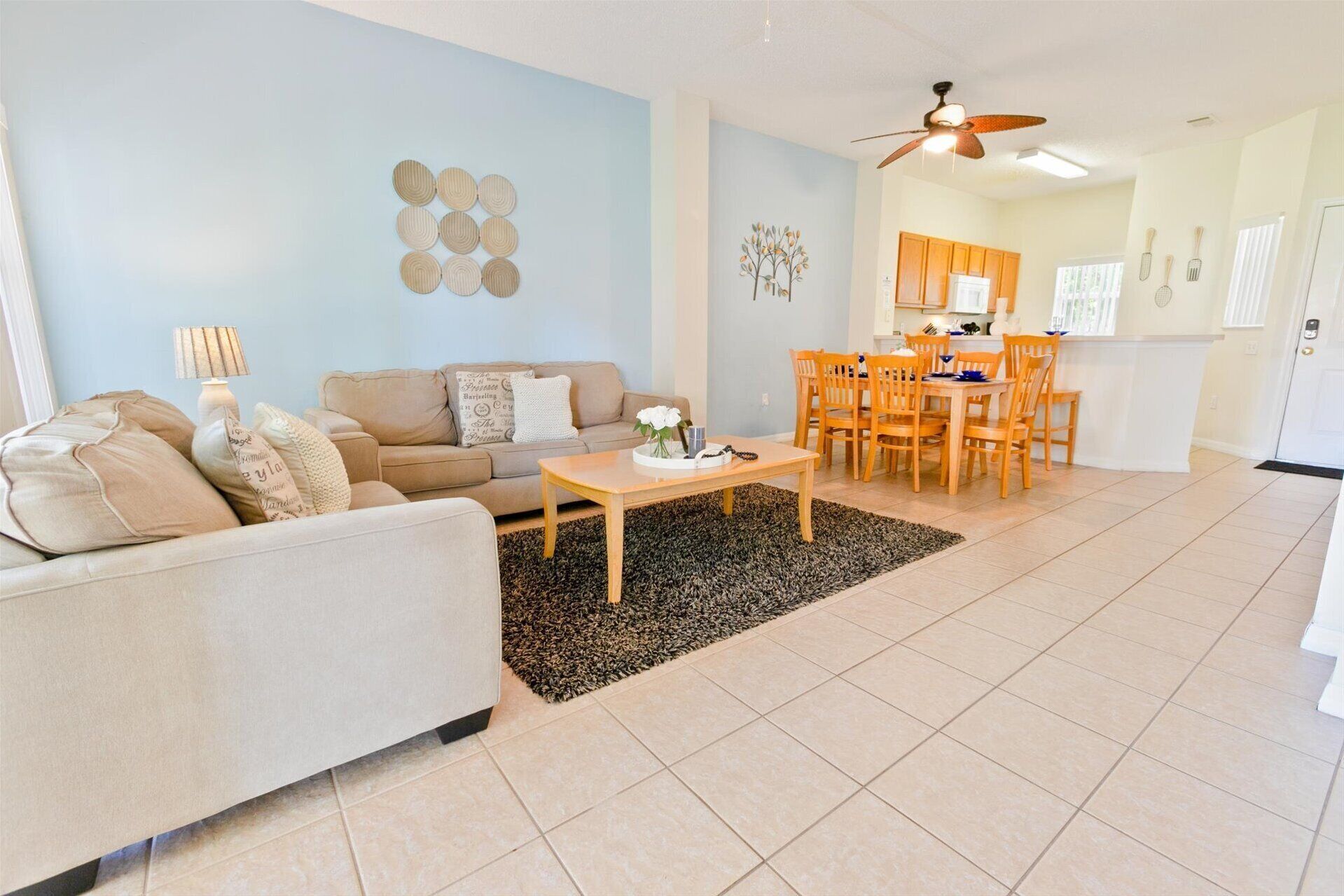 Hus - flere senge - terrasse (CCL8536) | Opholdsområde