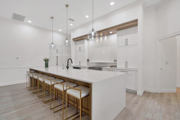 House, Multiple Beds, Pool Access (SAN3337) | Private kitchen | Coffee/tea maker