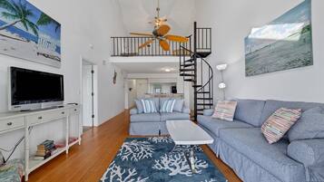 Condo, Multiple Beds, Patio (WA4410-317) | Living area