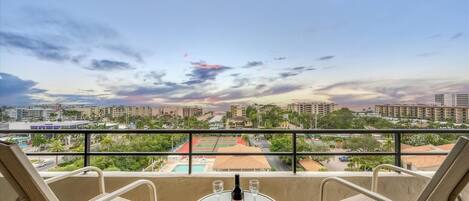 Condo, Multiple Beds, Pool Access, Ocean View (ANC903) | Property grounds