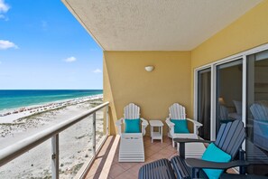 Property grounds - Emerald Isle 607 Beachfront Condo | Pool, Gym | My Beach Getaways (Pensacola Beach)