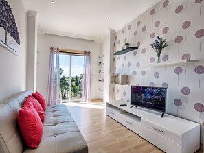 TV - Quinta Valente VIP Properties by Interhome (Silves)