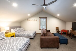 2 slaapkamers, een strijkplank/strijkijzer, gratis wifi, beddengoed