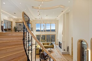 Interior - The Vale (Hardy County)