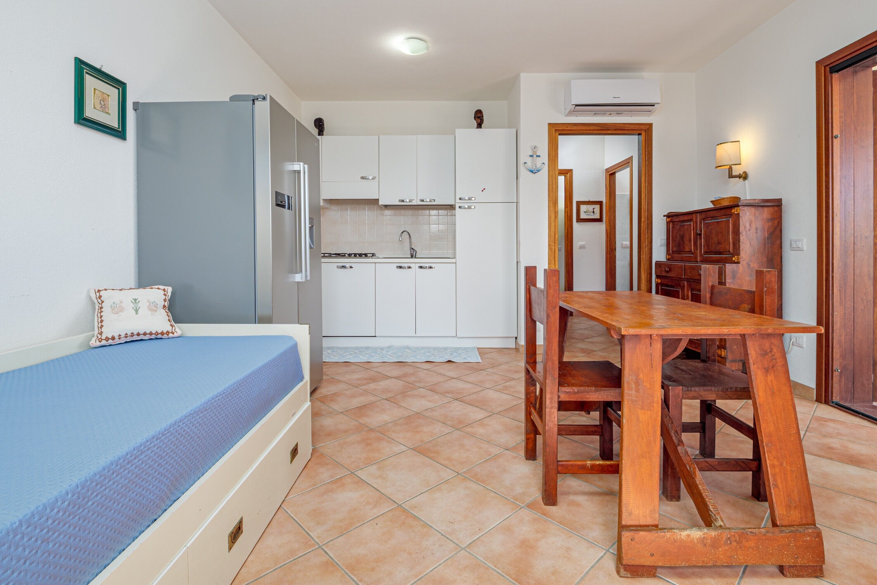 2 habitaciones, tabla de planchar con plancha y wifi gratis 