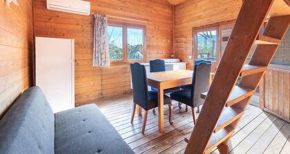 Holiday Home 'Barraca Adaptado B' with Mountain View, Wi-Fi and Air Conditioning