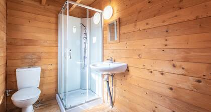 Ferienhaus 'Barraca' mit Bergblick, WLAN und Klimaanlage