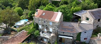 Holiday Home 'La Jeannette' with Mountain View, Private Pool and Wi-Fi