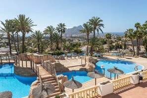 Pool - Holiday Home 'Roja' with Sea View, Wi-Fi and Air Conditioning (Calp)