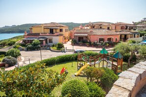 Exterior - Holiday Home 'Casetta Di Linda' with Private Terrace, Wi-Fi and Air Conditioning (Santa Teresa di Gallura)