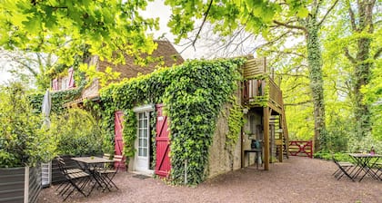 Cottage 'Les Gßtes Du Robelier - L'étang' with Private Terrace, Shared Garden and Wi-Fi