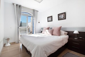 1 bedroom, free WiFi, bed sheets