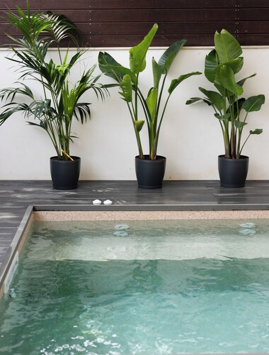 Rafia Loft Loutraki: Heated Pool, Billiard I Beach