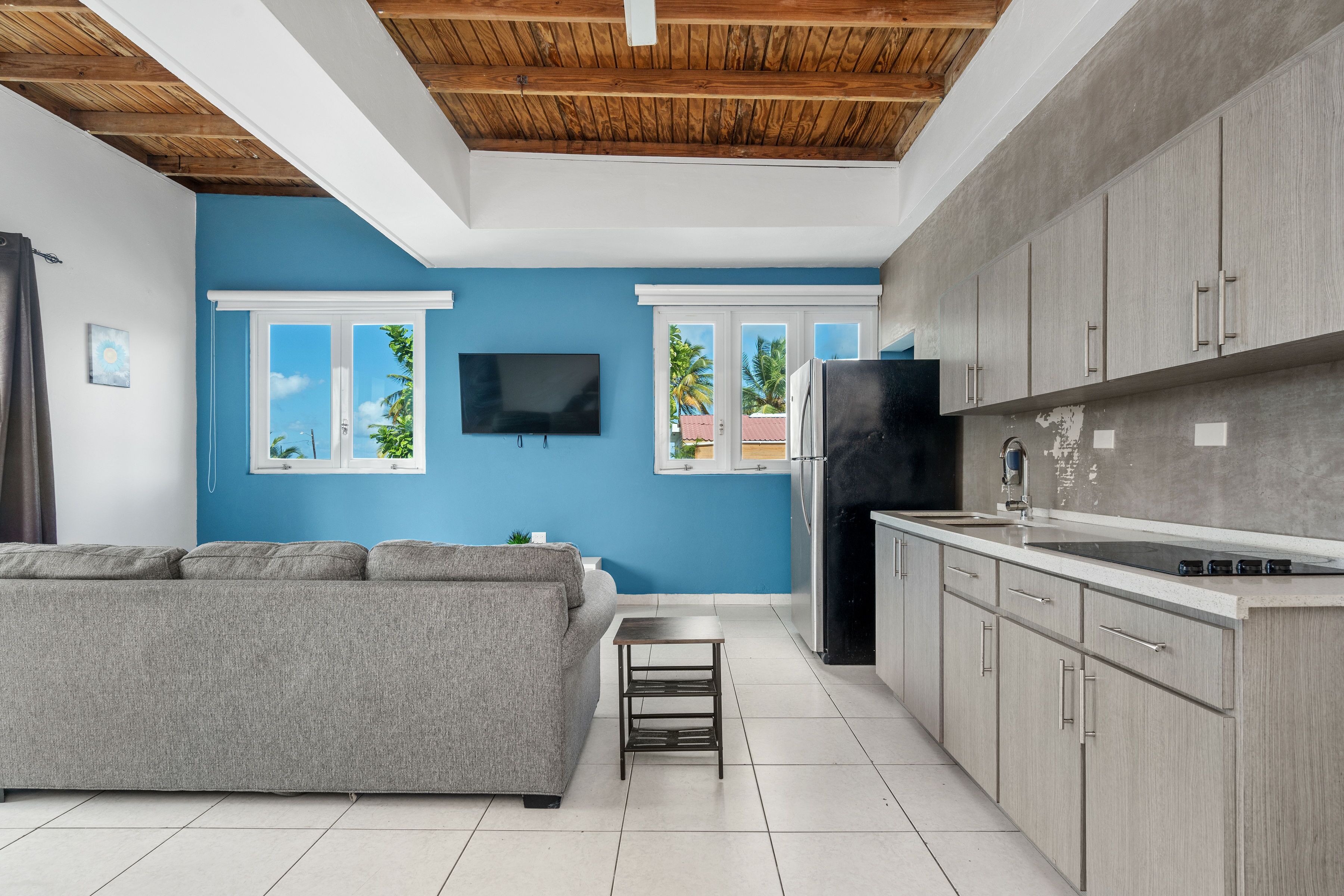 舒適公寓, 3 間臥室 | 私人廚房 | 迷你雪櫃、微波爐、咖啡機/沖茶器、攪拌機