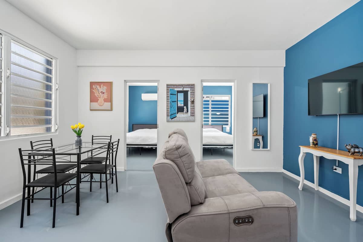 Apartment (3 Bedrooms) | Front of property