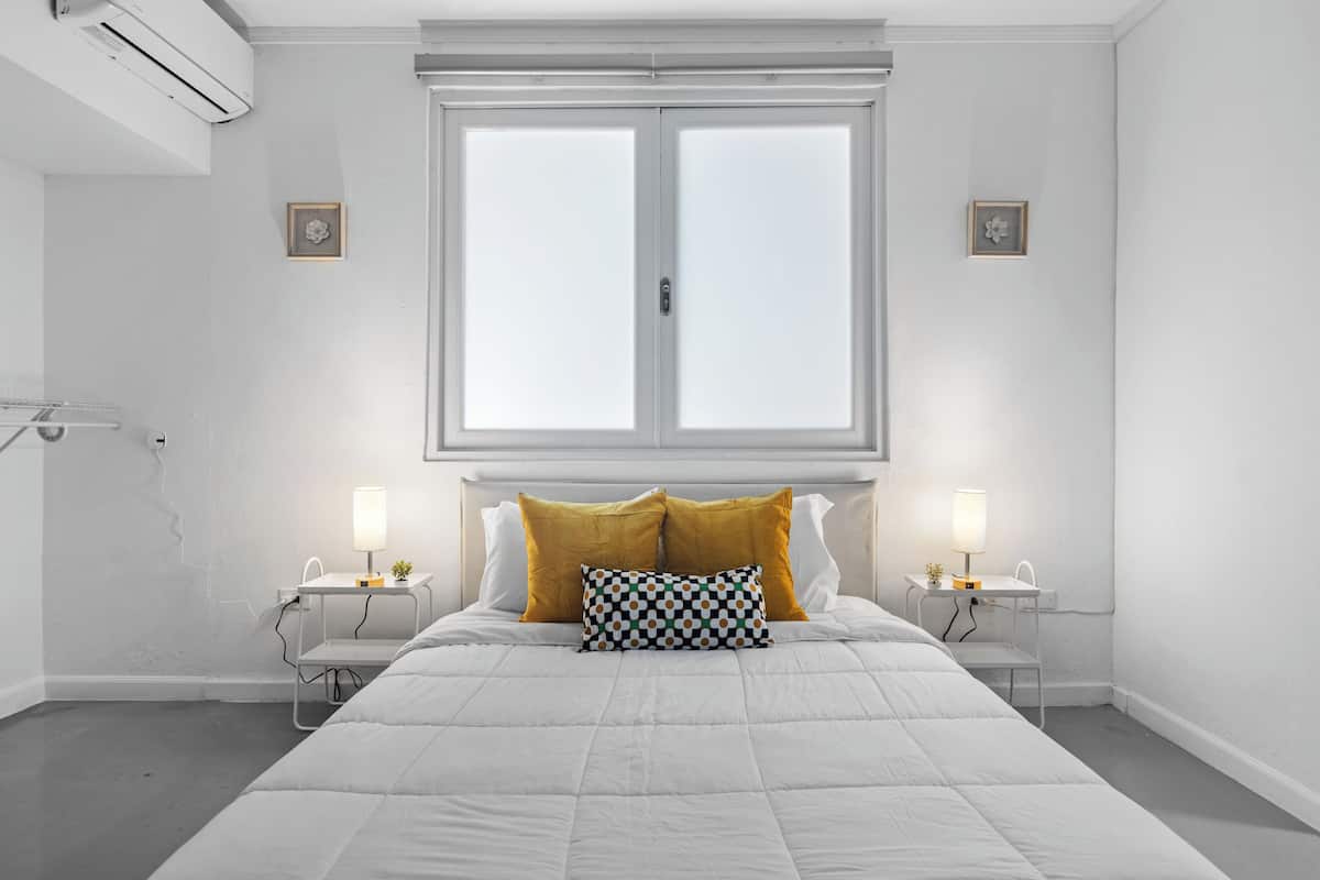 Apartment (3 Bedrooms) | Front of property