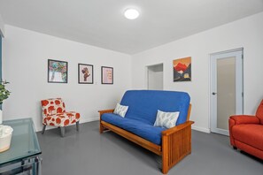 Apartment (3 Bedrooms) | Exterior