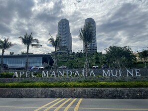 Property grounds - Apec Mandala Beach Mui Ne Resort (Phan Thiet)
