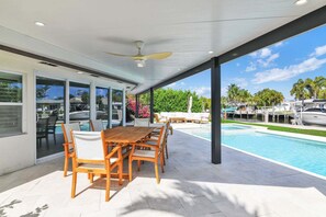 Outdoor dining - 3402 Managed By Brampton Park (Pompano Beach)