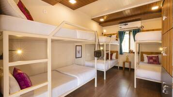 Sistema de insonorización, wifi gratis y ropa de cama