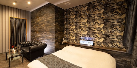 Standard Double Room, Smoking