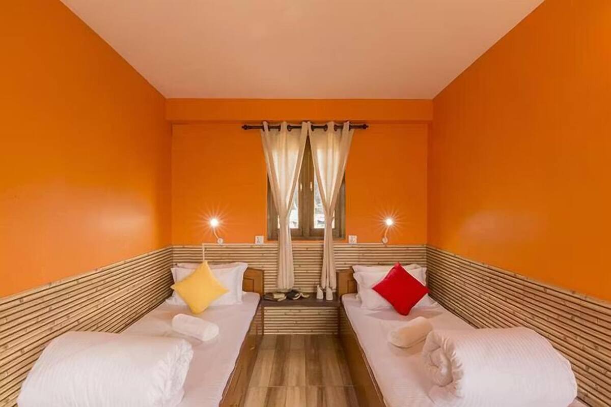 Twin Bed Private Room | 무료 WiFi