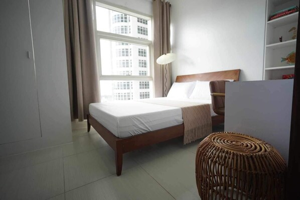 1 bedroom, iron/ironing board, free WiFi, bed sheets