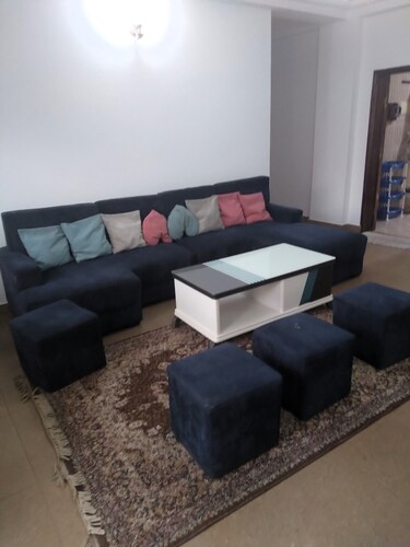 Kaloum, Centre Ville de Conakry, Séjour +2 Chambres, Équipé Clim et Wifi