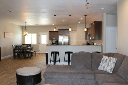 The Mohave Fort: Pool & Patio
