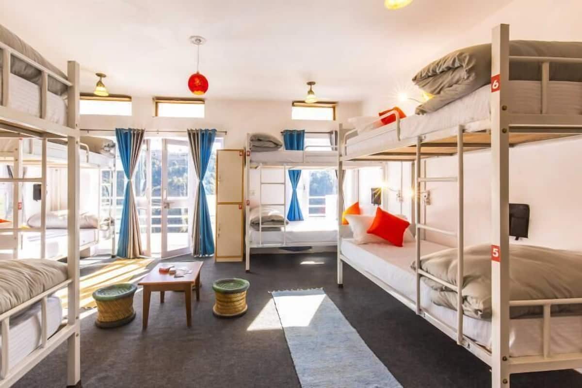 8 Bed Mixed Dorm | Wi-Fi gratuito, lenzuola