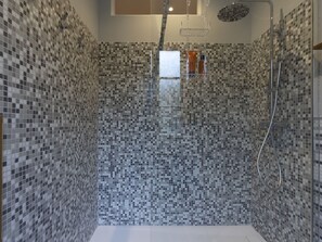 Hair dryer, towels
